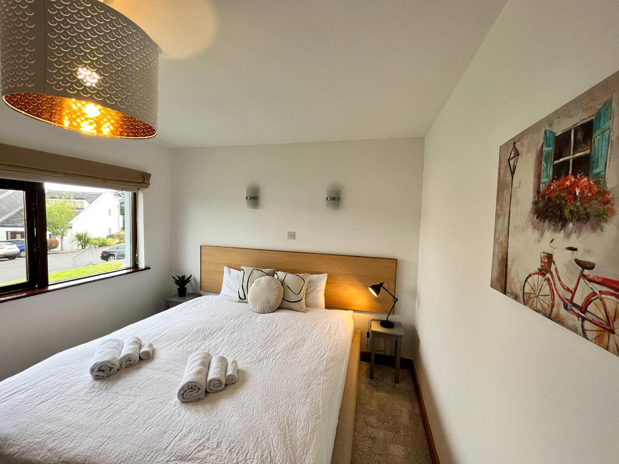 Sea Whispers - My Charming Costal Retreat In Youghal Ngoại thất bức ảnh